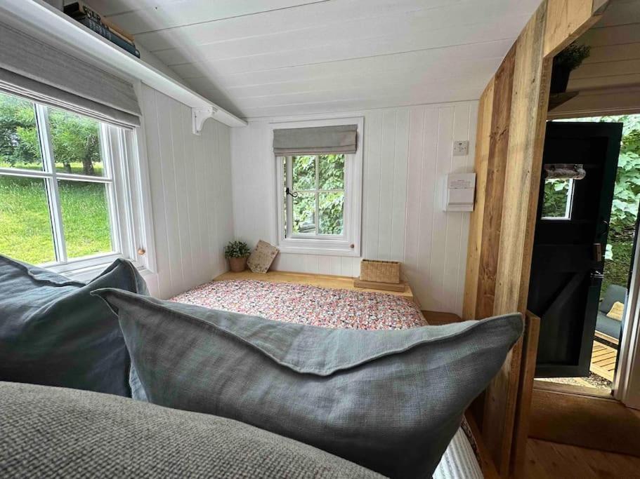 Cornwall Woodland Shepherd'S Hut Deirdres Hut Bodmin Exterior foto